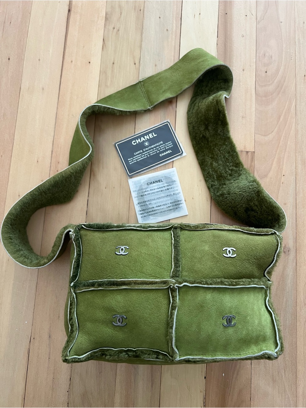 CHANEL VINTAGE Green Mouton Shearling Patchwork Shoulder Bag